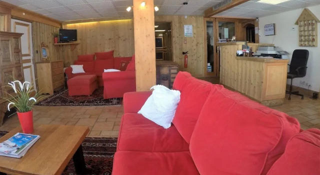 LIsatis Chalet Hotel, Забронировать Шале Виллы Овернь-Рона-Альпы, Вилла