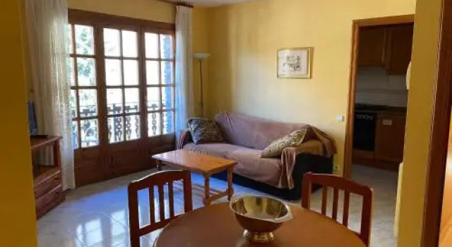 Apartaments Montaña, Varaa Huoneisto Alins 