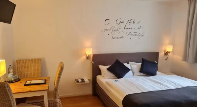 Трёхместный номер Standard Hotel Herrenhof