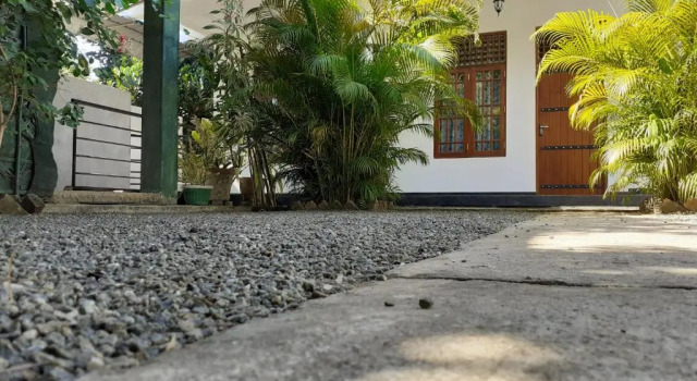 Golden Pearl Safari Villa