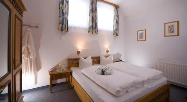 Ferienhaus Liss, Book Hotel Jerzens Pitztal