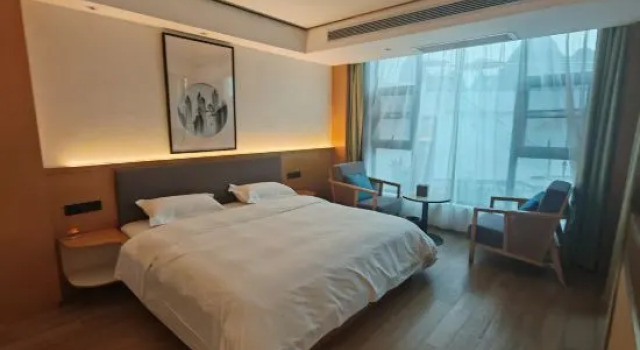 Люкс Mi LV you pin Qin Hu Xuan Hu Jing garden inn (Old Town of Lijiang branch)