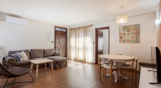 Garnata Home Centro, Забронировать Отель СПА-отели Гранады, рядом с Городской совет Гранады, SPA-услуги