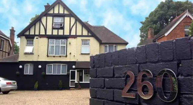 Avalon House Hotel, Book Hotel St Albans 