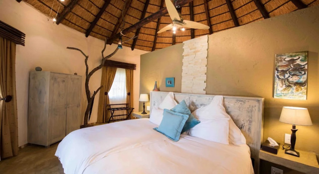 Двухместный номер Standard с красивым видом из окна Mziki Safari Lodge