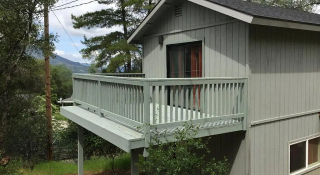 Коттедж c 1 комнатой Mountain Trail Lodge and Vacation Rentals