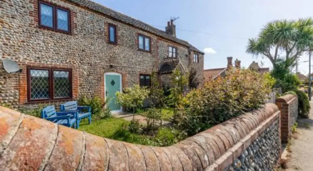 Host Stay Honeysuckle Cottage, Rezervasyon Tatil Evi Cromer Norfolk