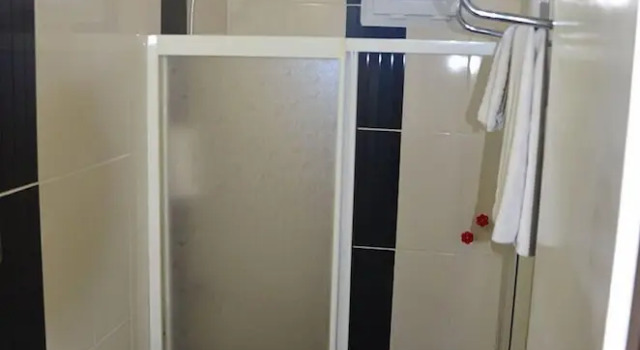 Трёхместный номер Standard Royal City Hotel
