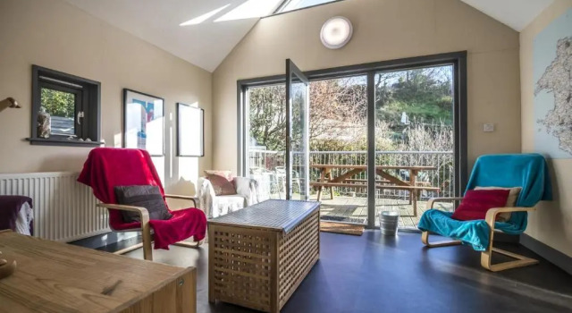 Коттедж Rock Cottage - 3 Bedroom Holiday Home - Fishguard