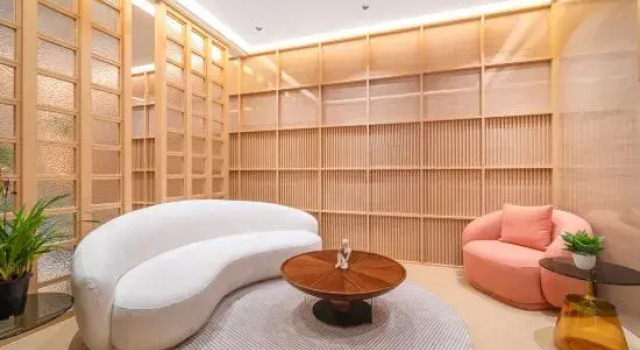 Yougu Zhilan Resort Hotel, Rezerwuj Ośrodek wypoczynkowy Hotele 4-gwiazdkowe w Anyang, 4*