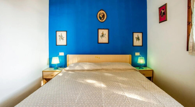 Pino 1, Prenota Hotel Comacchio 