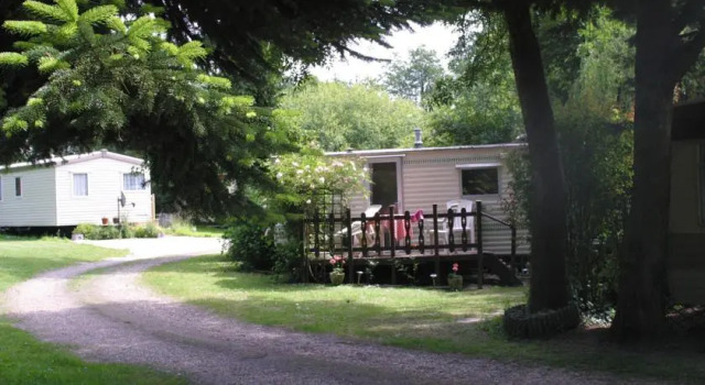 Camping Domaine du Lac, Reserva ahora Camping Camping y glamping en Normandía., Camping