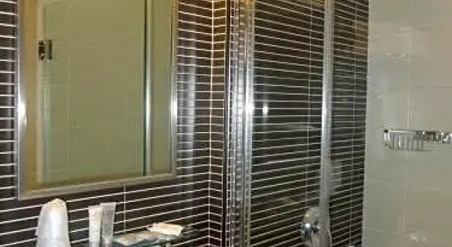 Четырёхместный номер Standard Seton Hotel