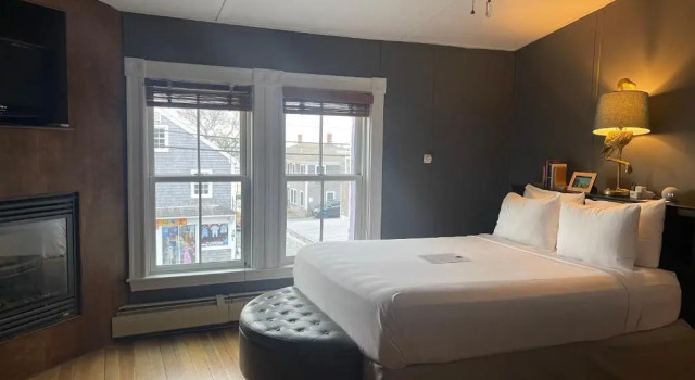 Номер Deluxe Somerset House Inn