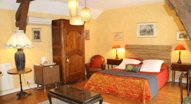 Номер Standard chambres dhotes : La cour dEtrepy