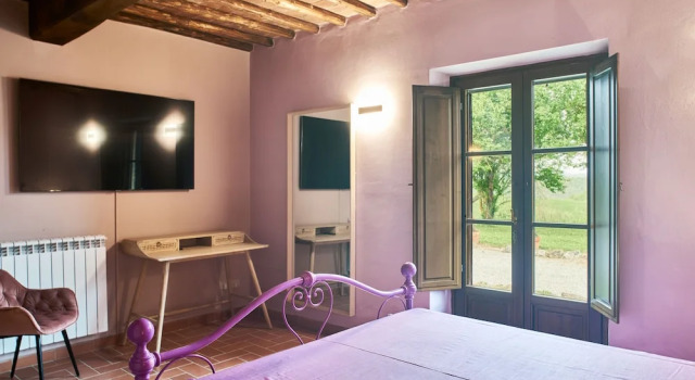Podere SantAntonio, Prenota Hotel Asciano Crete Senesi