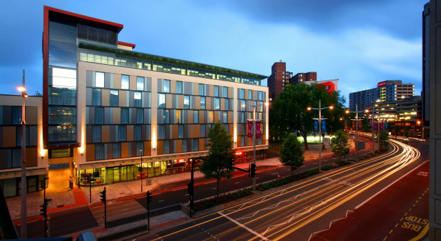 Future Inn Bristol, Забронировать Отель Бизнес-отели Бристоля, рядом с Конференц-центр Armada House, 4* 5*