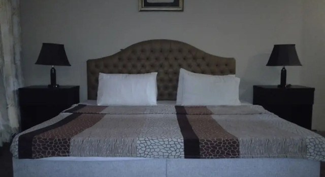 Standard Zimmer Explorers lounge