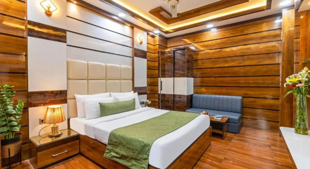 OPO Essential RODALI , Karol Bagh, Забронировать Отель Отели Нью-Дели 4 звезды, рядом с Больница сэра Ганги Рама, 4*