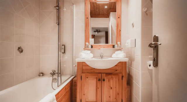 Двухместный номер Standard с балконом Hôtel Le Sherpa Val Thorens