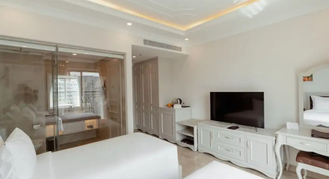Номер Superior с видом на город Mercure Nha Trang Beach