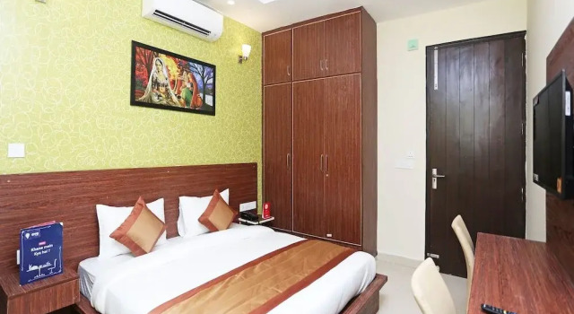 For U by OYO Rooms, Varaa Hotelli Gurgaon 