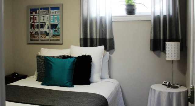 Marcy's Bed & Breakfast, Varaa Hotelli Earlton Ontario