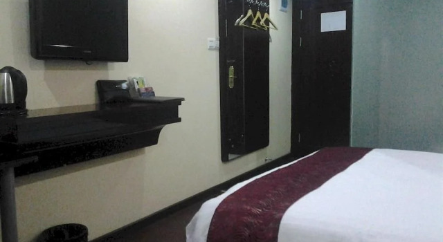 Wanfu Hotel (Tianzi Wharf Branch, Beijing Road, Guangzhou), Забронировать Отель Юэсю Гуанчжоу, рядом с Hai Zhu Square