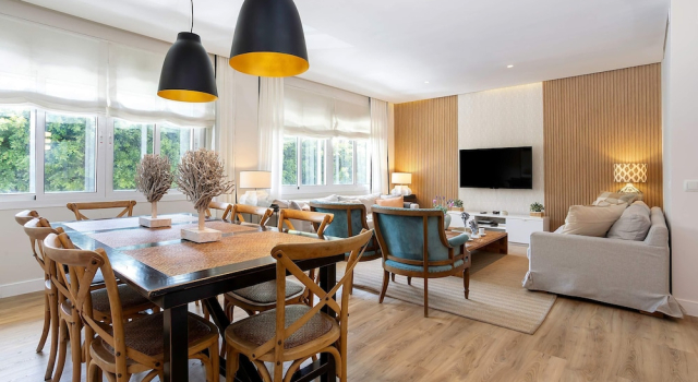 Апартаменты Genteel Home Paseo de Reding