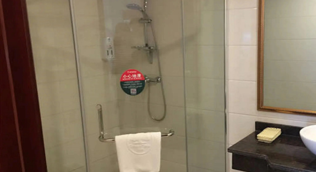 Двухместный люкс GreenTree Inn Maanshan Hunan West Road Gold Eagle Express Hotel