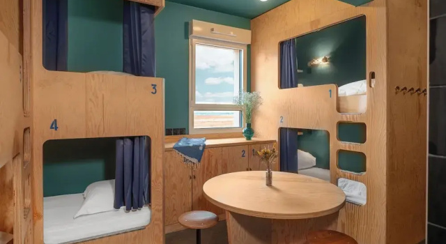Кровать в общем номере Eklo Hotels Montpellier Centre Gare Saint-Roch