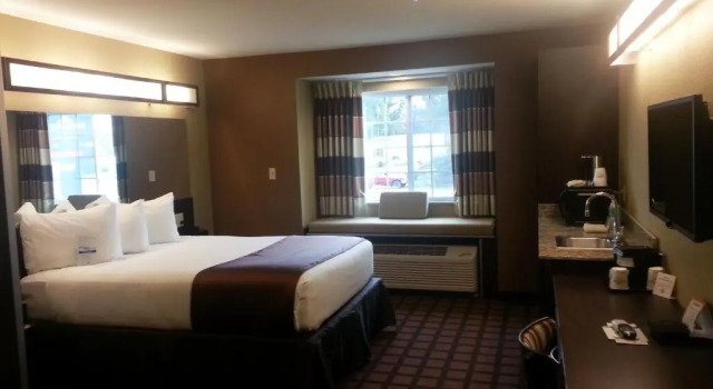 Двухместный номер Deluxe Microtel Inn and Suites Carrollton