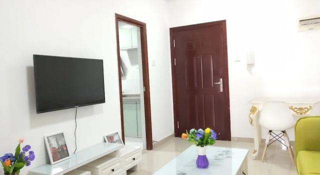 Gemmed Apartment, Забронировать Апартаменты/квартира Отели Шэньчжэнь с парковкой, Парковка