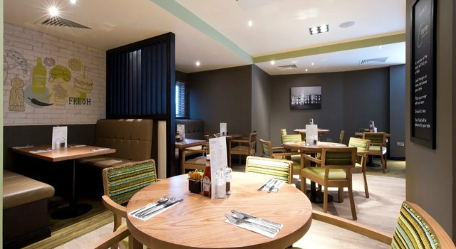 Premier Inn Salisbury South Milford, Забронировать Отель Солсбери Уилтшир
