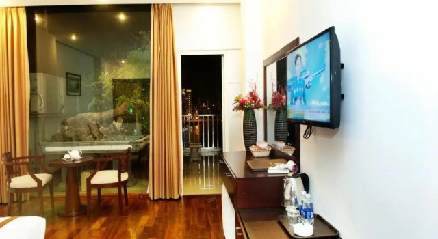 Люкс Hoang Linh Riverside Hotel