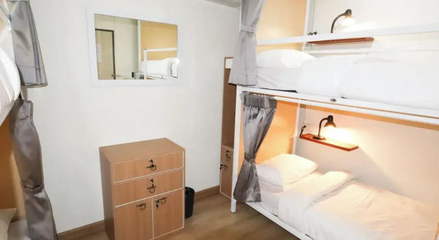 Кровать в общем номере Vintana Siam Bangkok Hotel