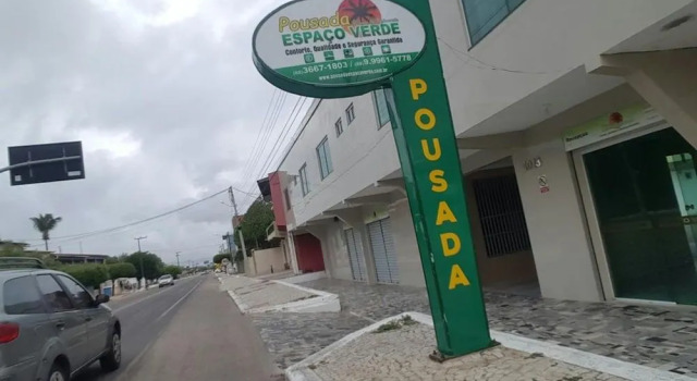 Pousada Espaço Verde, Varaa Hotelli Hotellit Bahia uima-altaalla, Uima-allas