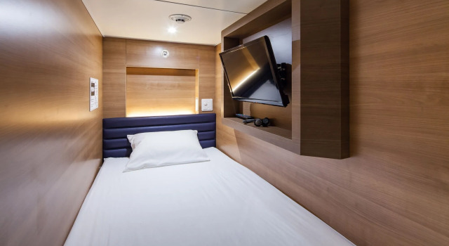 Y's Cabin Osaka Namba