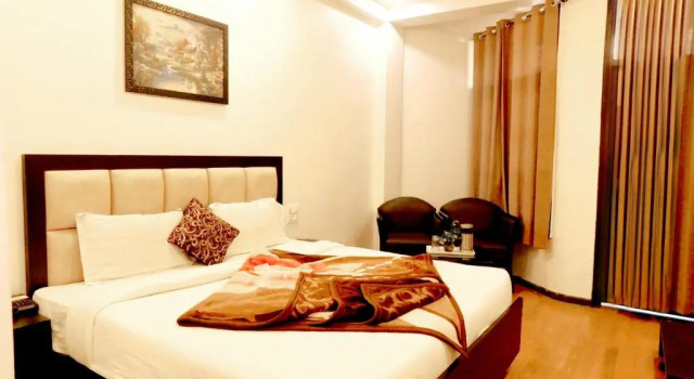 Двухместный номер Standard с балконом Hotel Crystal Palace