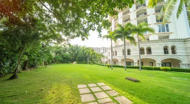 Sanya Yifan Yunshu Holiday Hotel (Sanya Bay Coconut Dream Corridor Airport), Book Hotel Sanya Hainan