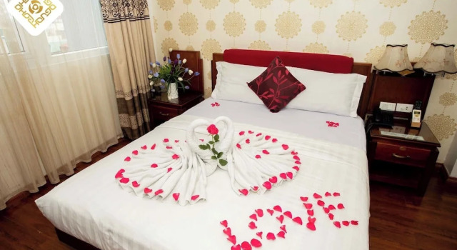 Номер Deluxe Hoa Hồng Hotel 2 - Xã Đàn