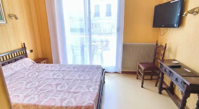 Люкс Classic Hôtel LA PERGOLA