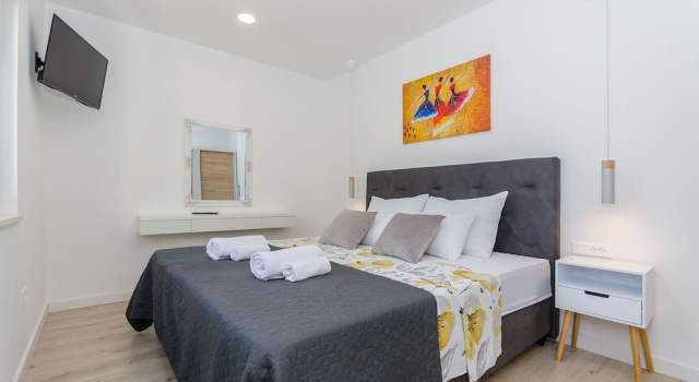 Apartment Lantana Hvar, Забронировать Апартаменты/квартира Отели Хвара с парковкой, рядом с Church of the Holy Spirit Hvar, Парковка