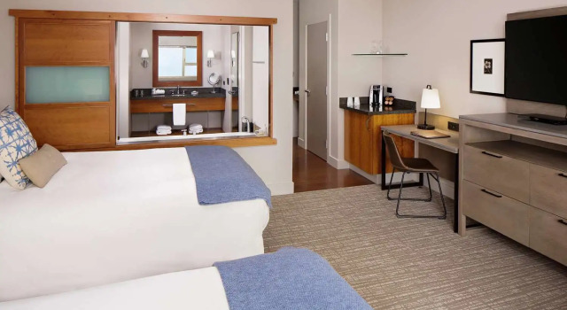 Двухместный номер Deluxe с видом на залив Chrysalis Inn & Spa Bellingham, Curio Collection by Hilton