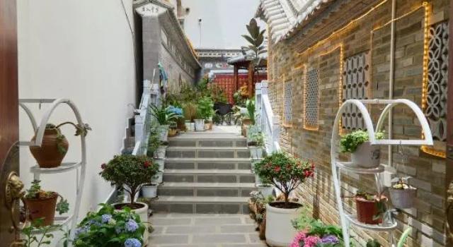 Weishan Fuxi Courtyard Homestay, Prenota Hotel Hotel a Yunnan con parcheggio, Parcheggio