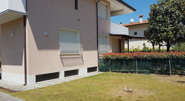 Cecchini Beach Apartments