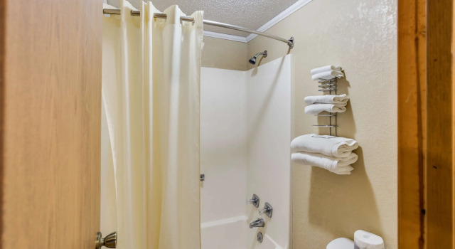 Двухместный люкс Knights Inn Ashland