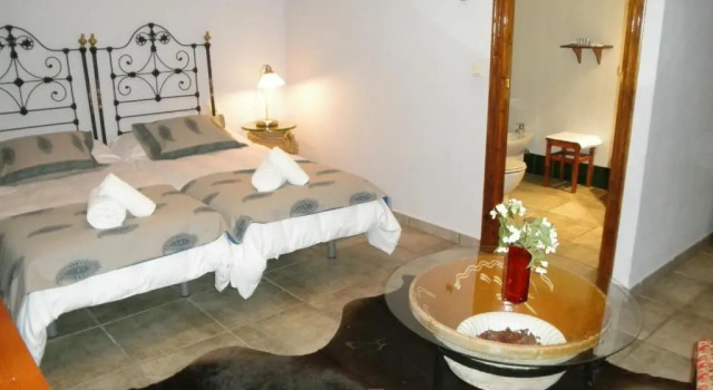Двухместный номер Standard с балконом Casa Rural El Aguila