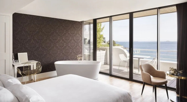 Grand Hôtel Perros-Guirec, Réserver Hôtel Hôtels à Bretagne avec parking, Parking