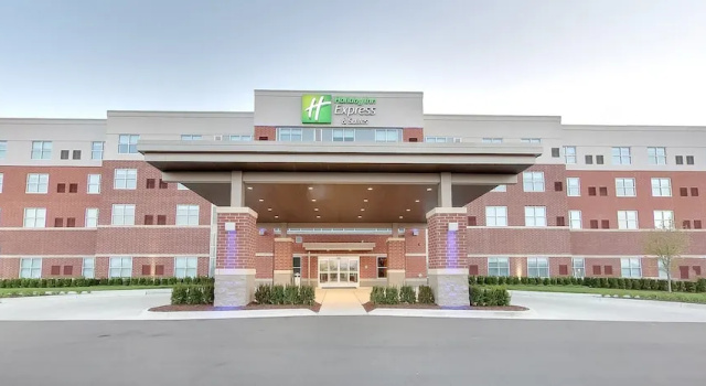 Holiday Inn Express Plymouth-ann Arbor, Забронировать Отель Плимут Чартер Тауншип США